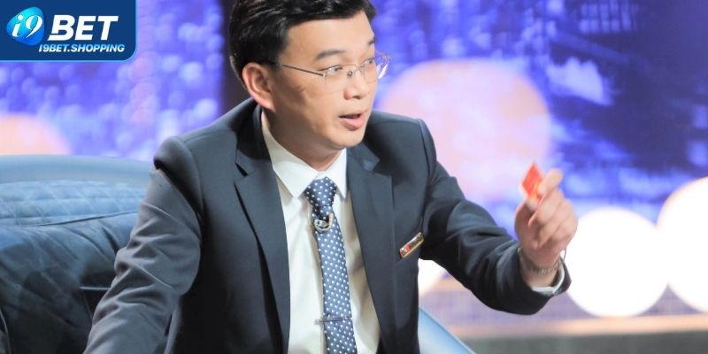 Quá trình phát triển của vị lãnh đạo Nguyễn Hùng Anh